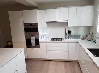 Handleless kitchen